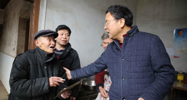 歲末年關送真情，扶貧慰問暖人心！